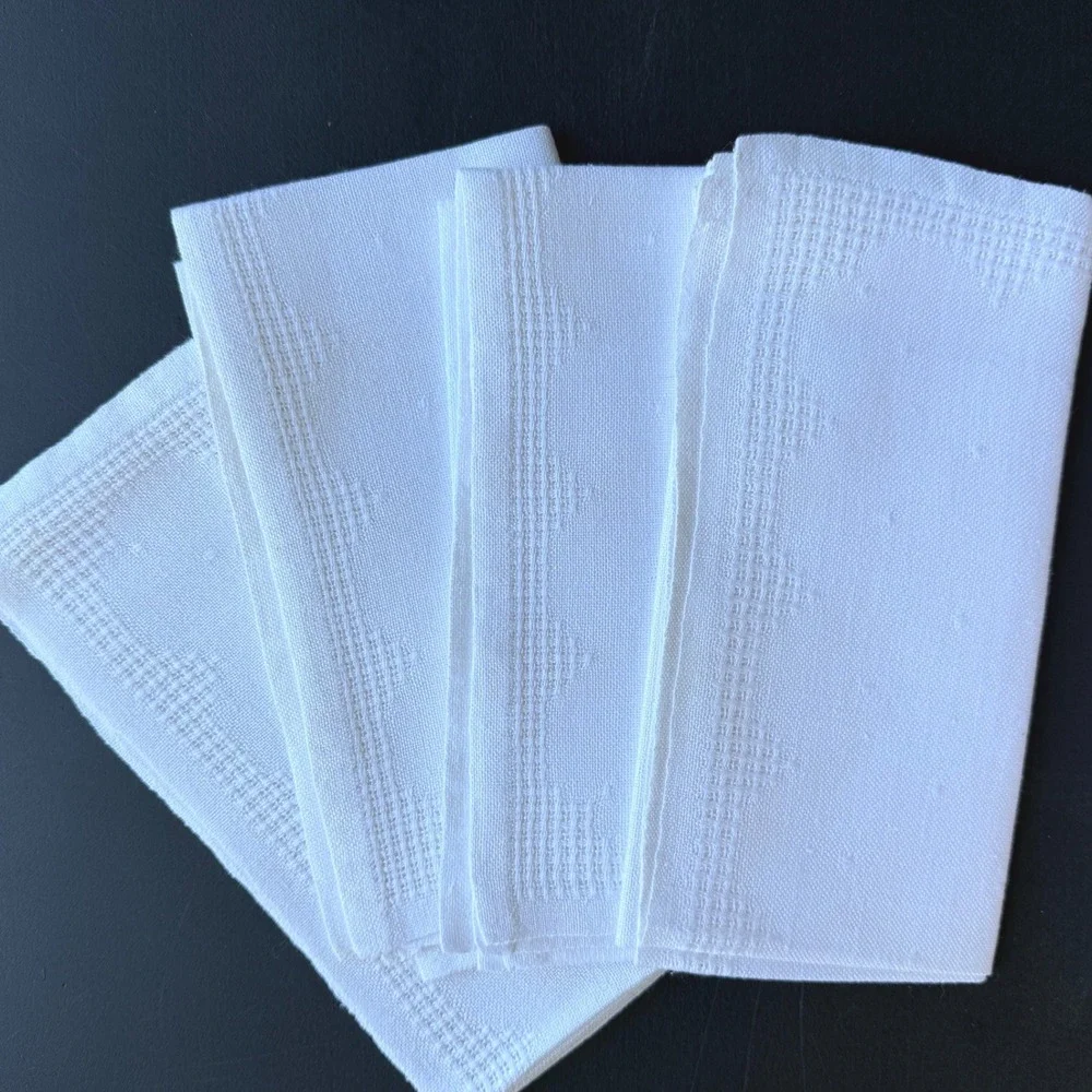 Vintage White Linen Dinner Napkin Set 4 Hemstitch Embroidered Star Pattern 15x15